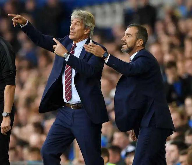 爱游戏-阿扎伦卡连续十场比赛得分超过高光表现，切尔西挑战极限！